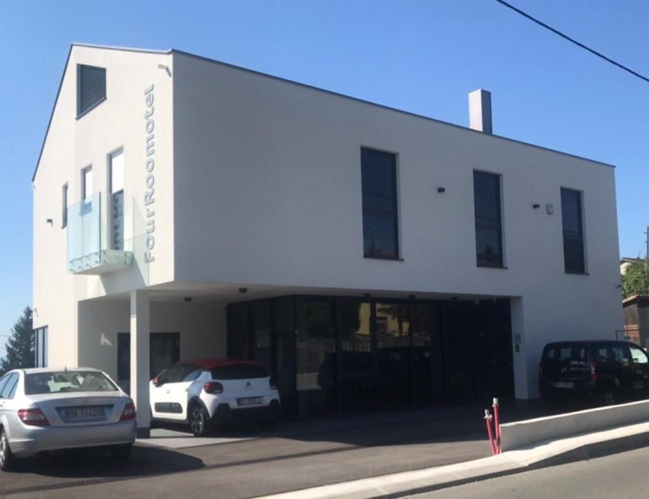 Fourroomotel 马图利 外观 照片